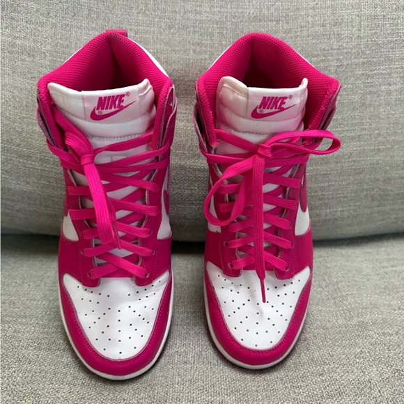 Nike | Women’s High-Top Sneakers in Hot Pink and White Size 8.5 - Picture 4 of 7